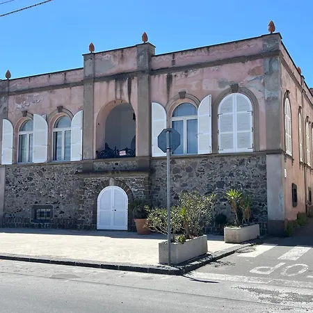 Casa Bacot Canneto (Lipari)